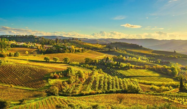 Chianti A Velo Adobestock