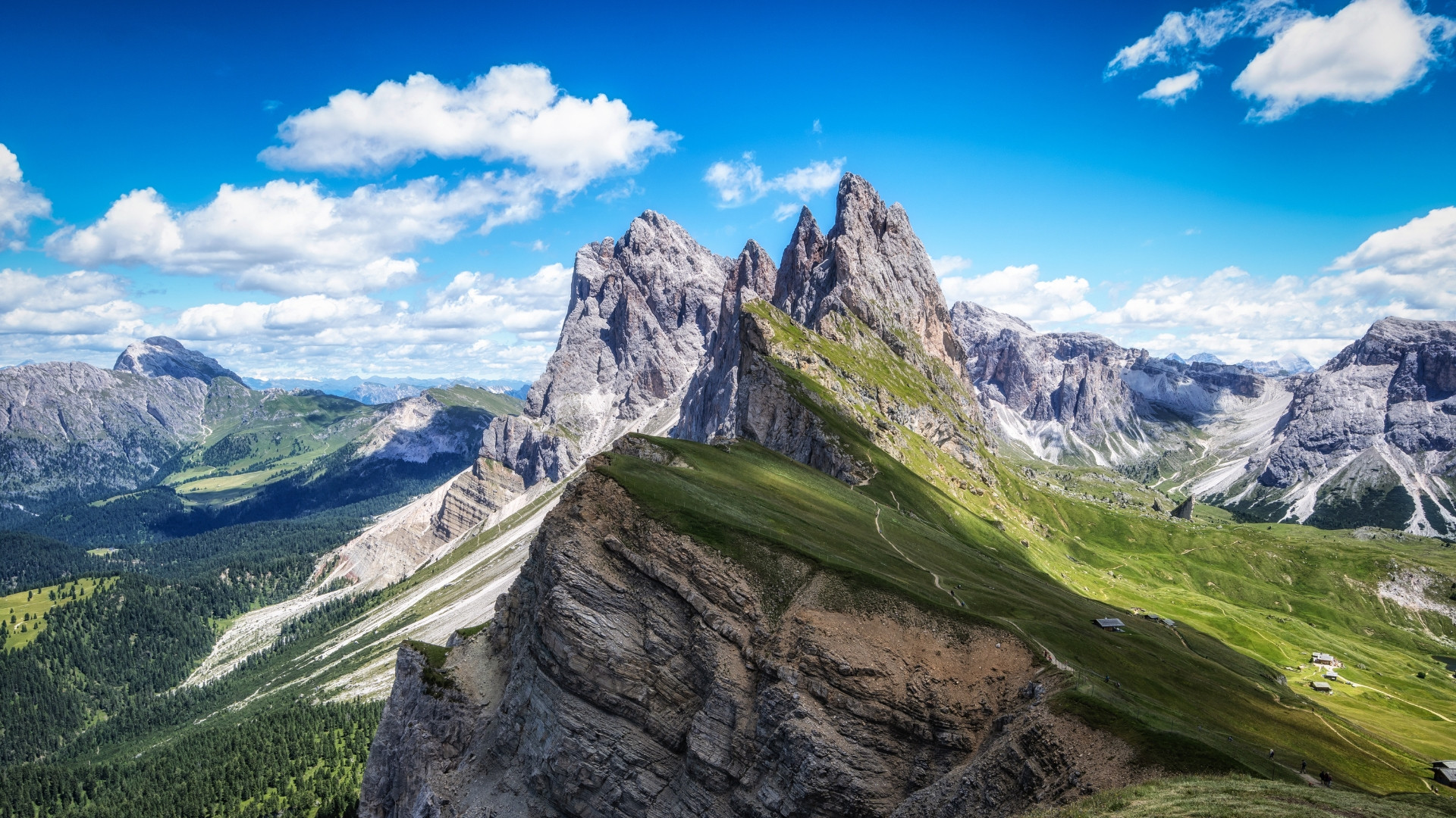 itagp1014-guided-hiking-in-the-dolomites_0