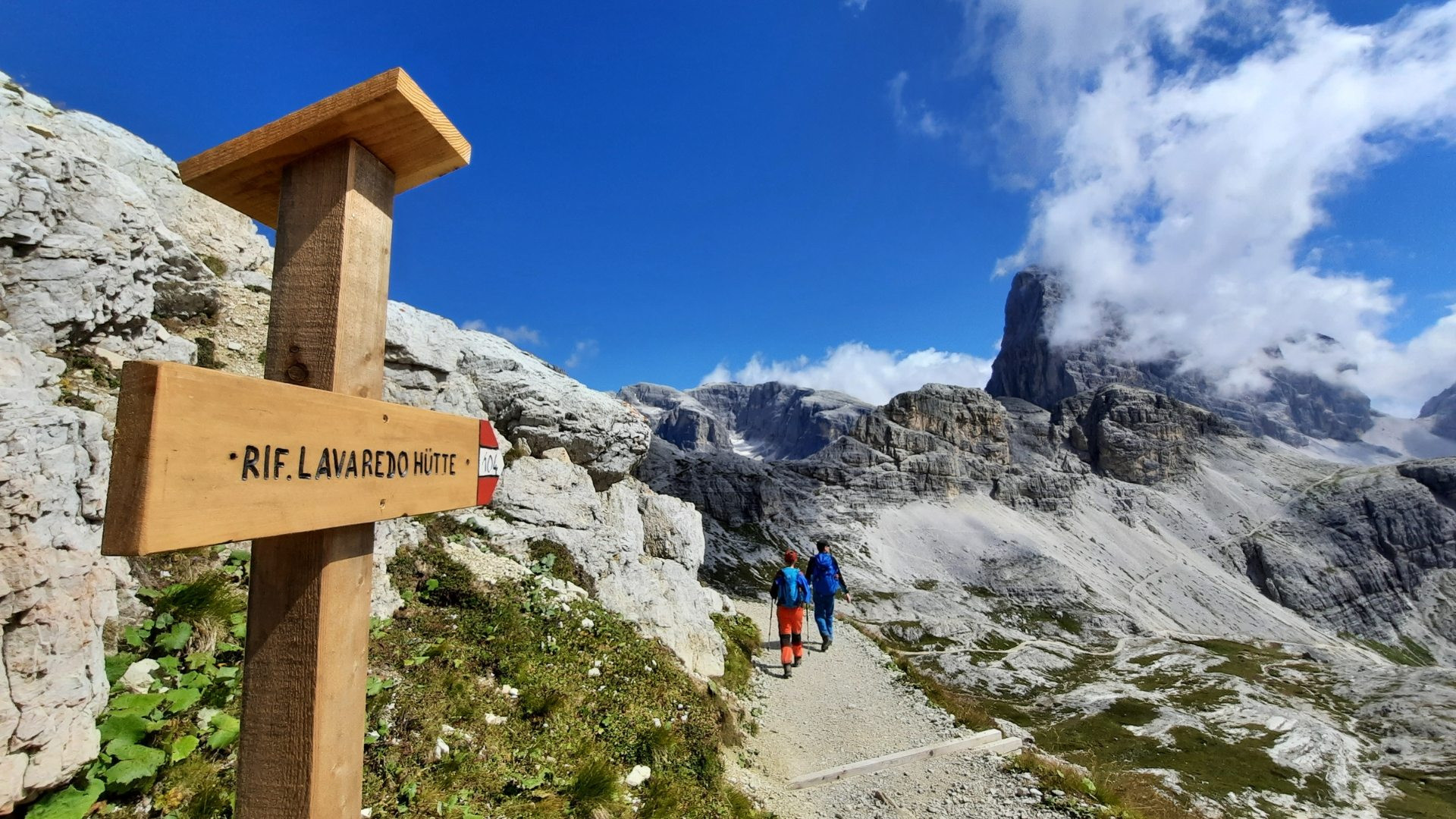 italp0004-dolomites-hut-to-hut-from-lago-di-braies-to-tre-cime-di-lavaredo