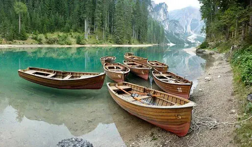 Dolomites Hut to Hut, from Lago di Braies to Tre Cime di Lavaredo